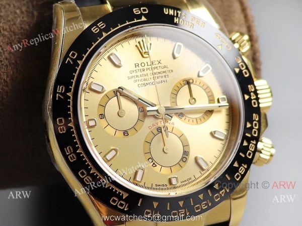 Noob Factory V3 Rolex Daytona Gold Dial Oysterflex Strap Replica Watch