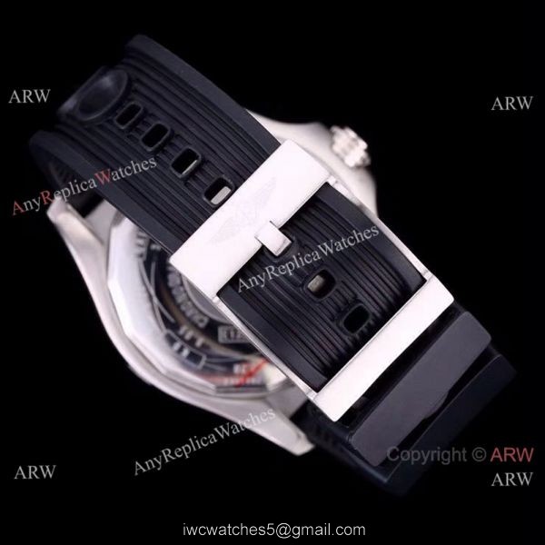 Breitling Avenger II Seawolf Black Dial Black Rubber Band Watch 44mm