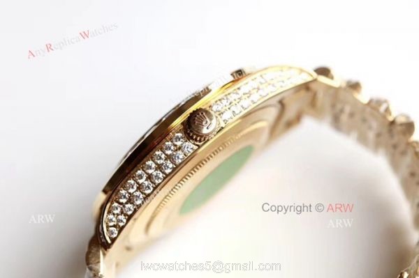 Swiss Grade 1 Replica Rolex Presidential Diamond DayDate Watch Yellow Gold 39mm