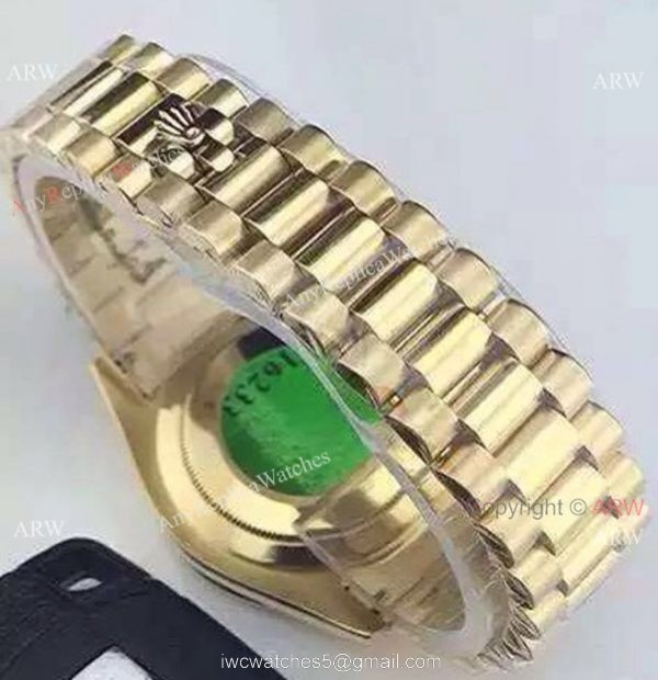 Replica Rolex Presidential Diamond Day Date II Watch: Yellow Gold 41mm