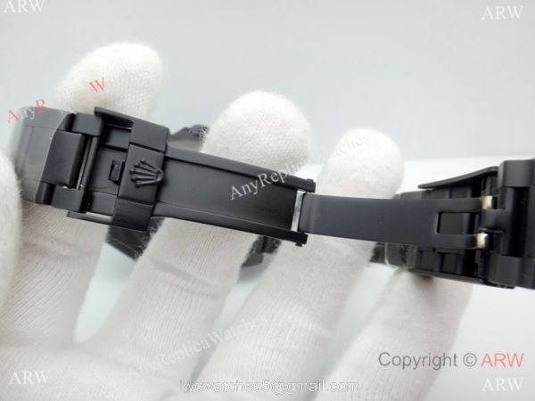 Newest Replica Rolex Daytona Automatic Watch w/ All Black Case