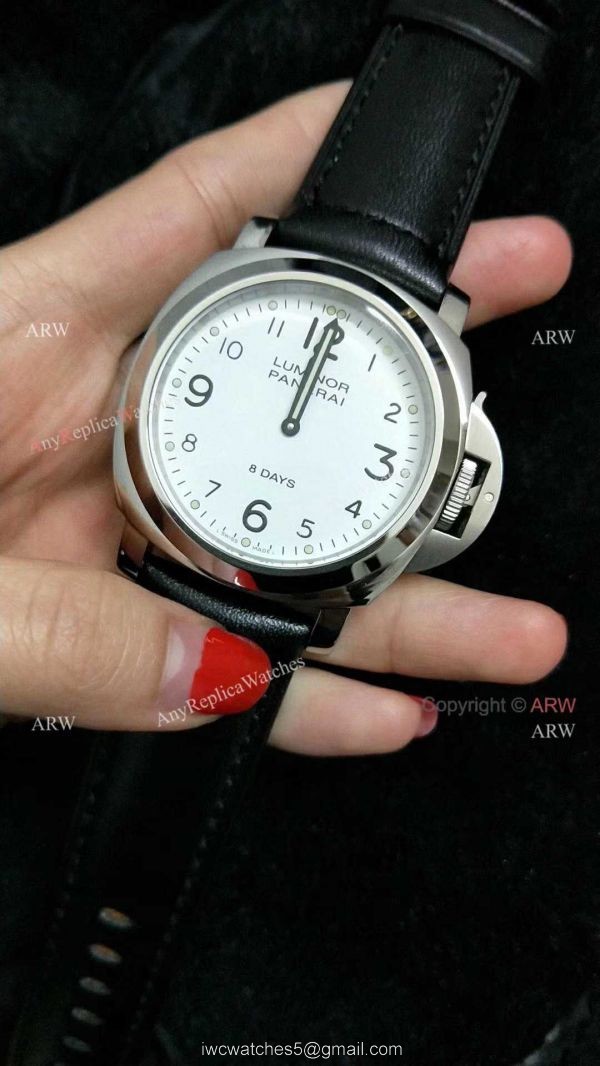Luminor Panerai 8 Days White Dial Replica Watch PAM561
