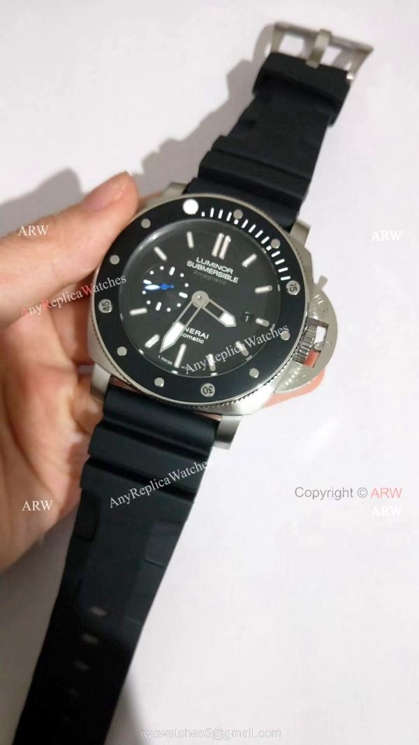 Copy Panerai Luminor Submersible Black Bezel Watch PAM1389