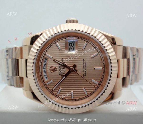 Replica Presidential Rolex Day date 40mm Watch Rose Gold stripped Dial