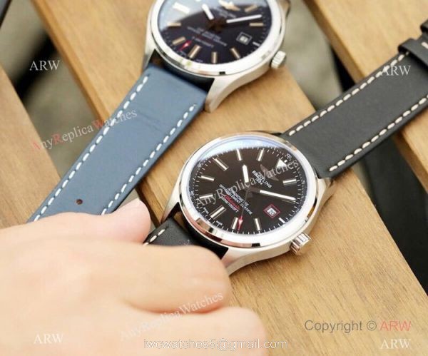 2019 Replica Breitling Avenger Men Watch SS Blue Dial Blue Leather strap