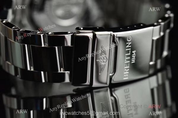 Swiss Grade Replica Breitling Super Avenger II 7750 Watch Stainless Steel Blue Face