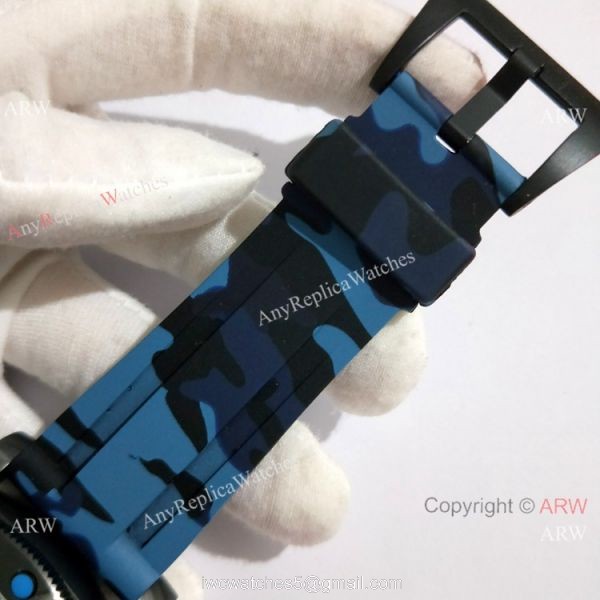 Copy Panerai Luminor Submersible Camouflage PAM 960 Watches Carbon Case