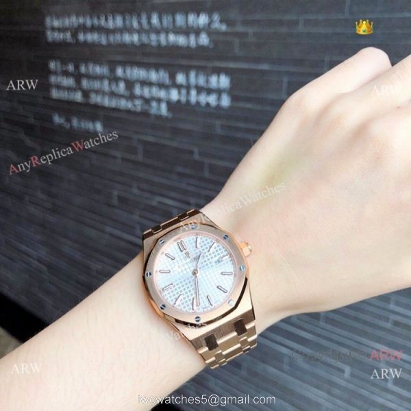 Copy Audemars Piguet Royal Oak Quartz lovers Watch Rose Gold Silver Face