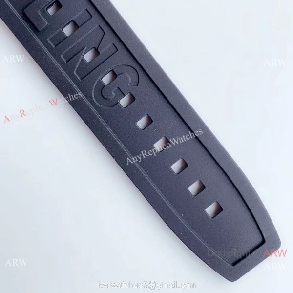 Noob Factory V2 Breitling Avenger II GMT Replica Watch Black Dial Diamond Bezel