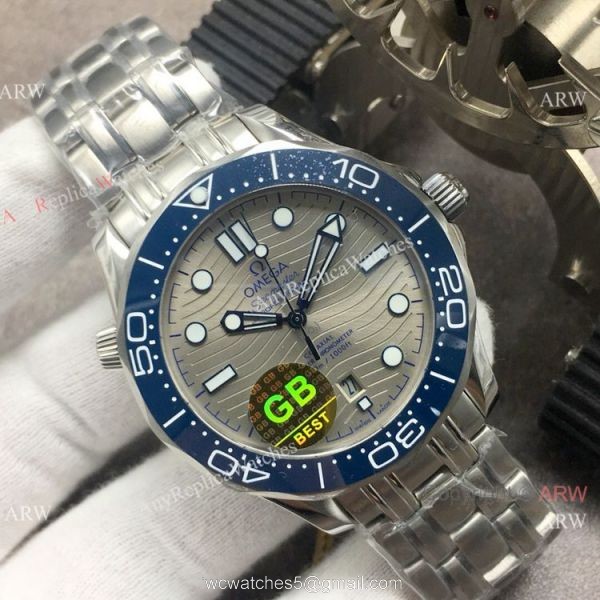 Stainless Steel Omega Seamaster 300 Replica Watch GB Factory Swiss Omega 8800 Movement