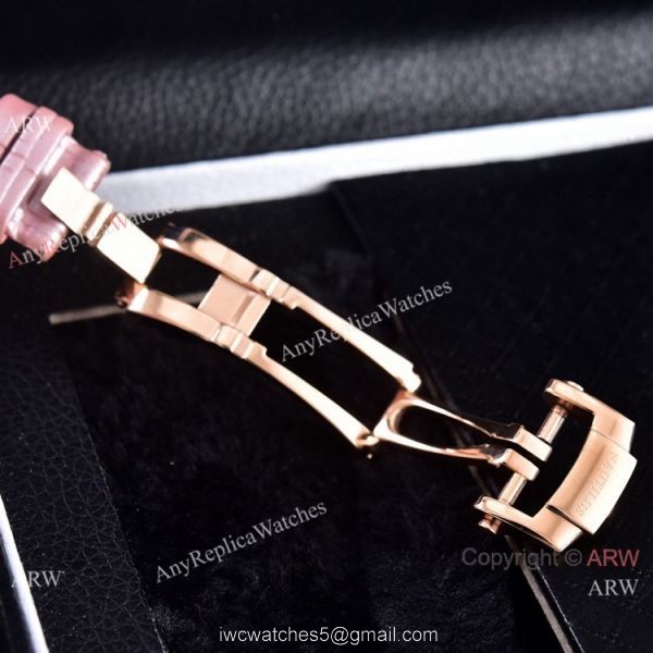 Copy Patek Philippe Nautilus Quartz Watches Rose Gold Women Size