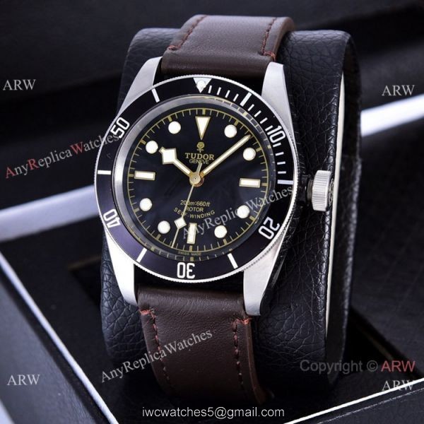 Clone Tudor Heritage Black Bay Automatic Watches Dark Red Bezel Silver Case