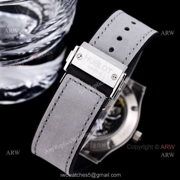Replica Hublot Big Bang 45mm Skeleton Watch With Diamonds Blue Rubber Band For Men