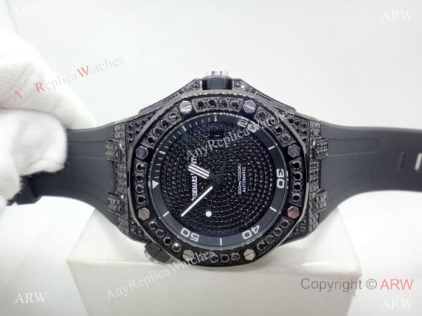 AAA Replica Audemars Piguet Iced Out Watch / Royal Oak Offshore Diver All Black