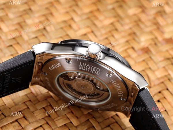 Copy Hublot Classic Fusion Men Watch Black Plated Silver Dial