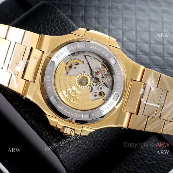 Copy Patek Philippe Nautilus Frosted Gold Watch with Luminous Dial Markers